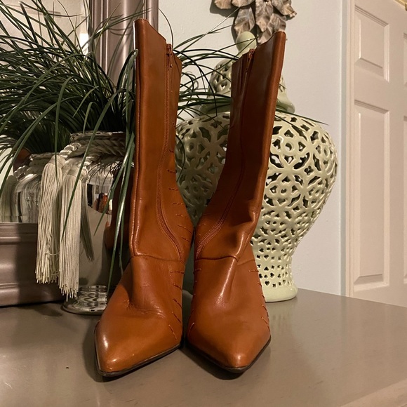 Boots - Picture 2 of 3